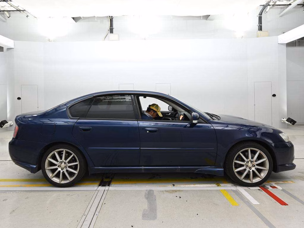 SUBARU LEGACY B4