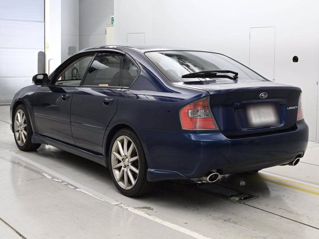 SUBARU LEGACY B4