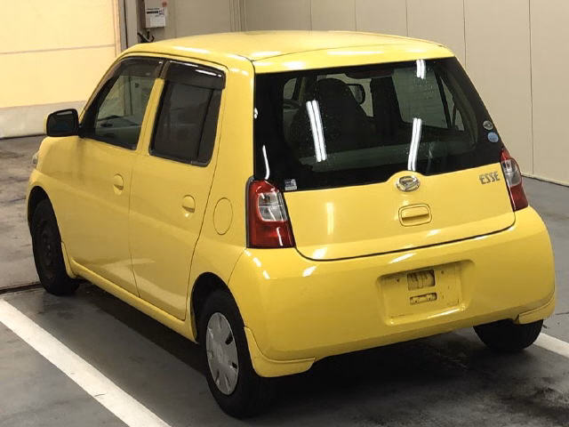 DAIHATSU ESSE