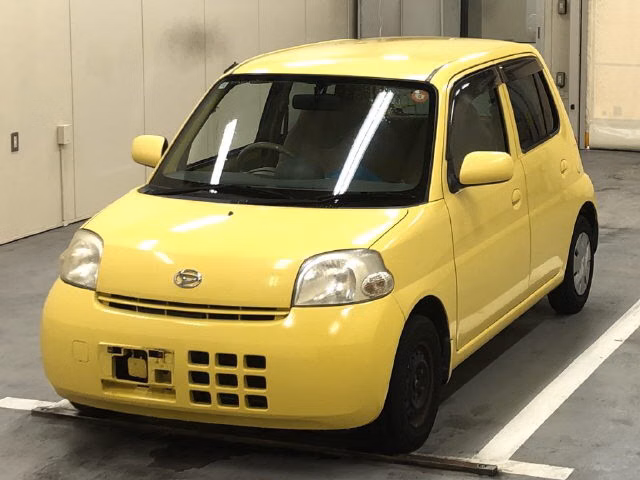DAIHATSU ESSE