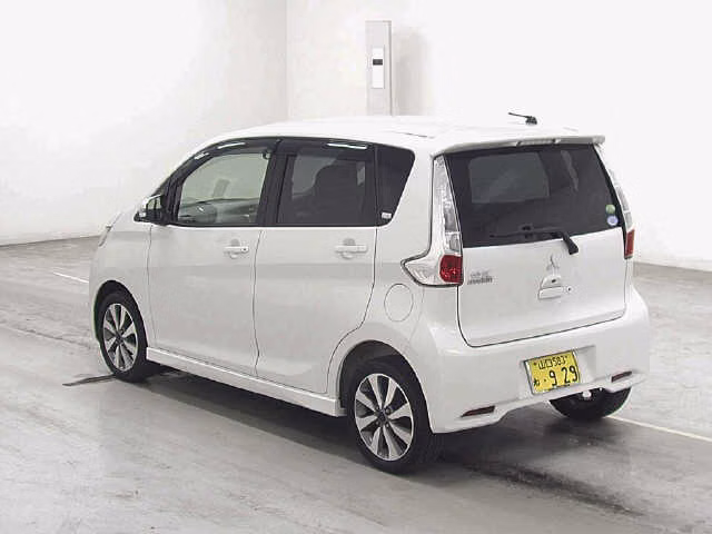 MITSUBISHI EK CUSTOM