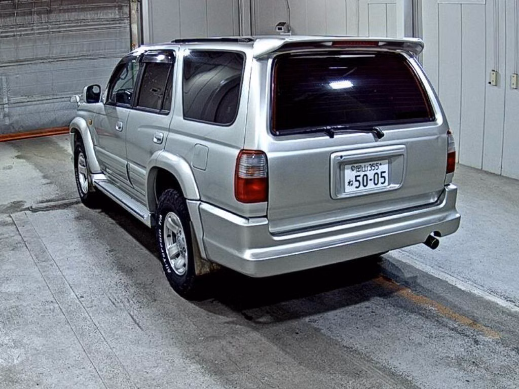 TOYOTA HILUX SURF