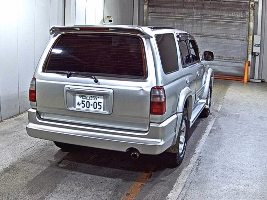 TOYOTA HILUX SURF