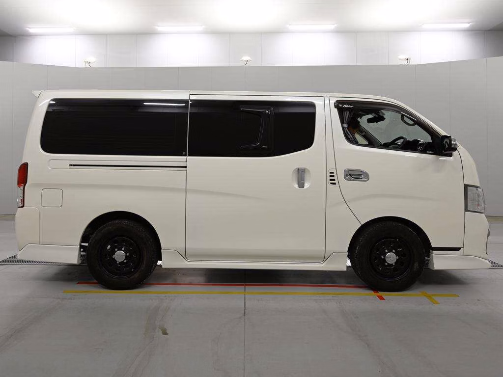 NISSAN NV350 CARAVAN