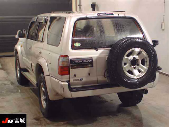 TOYOTA HILUX SURF