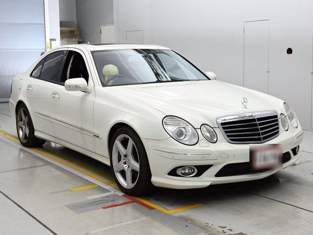 MERCEDES-BENZ E-CLASS