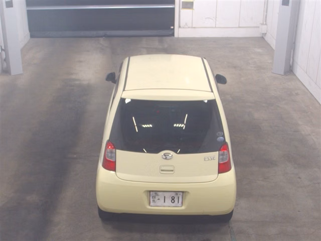DAIHATSU ESSE