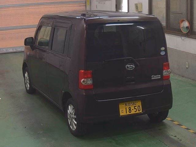 DAIHATSU MOVE CONTE