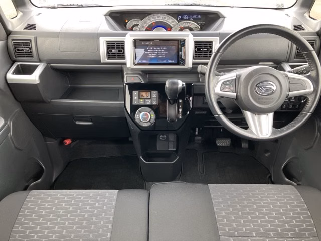 DAIHATSU WAKE