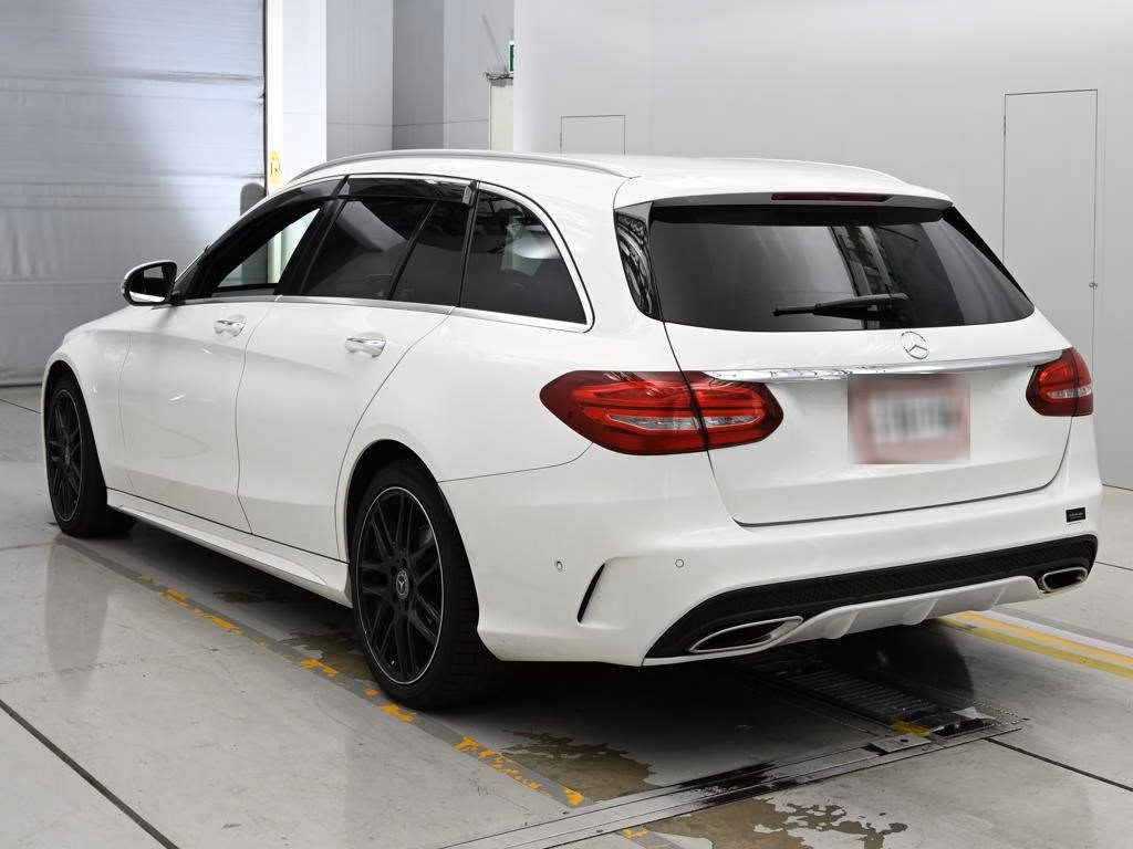 MERCEDES-BENZ C-CLASS