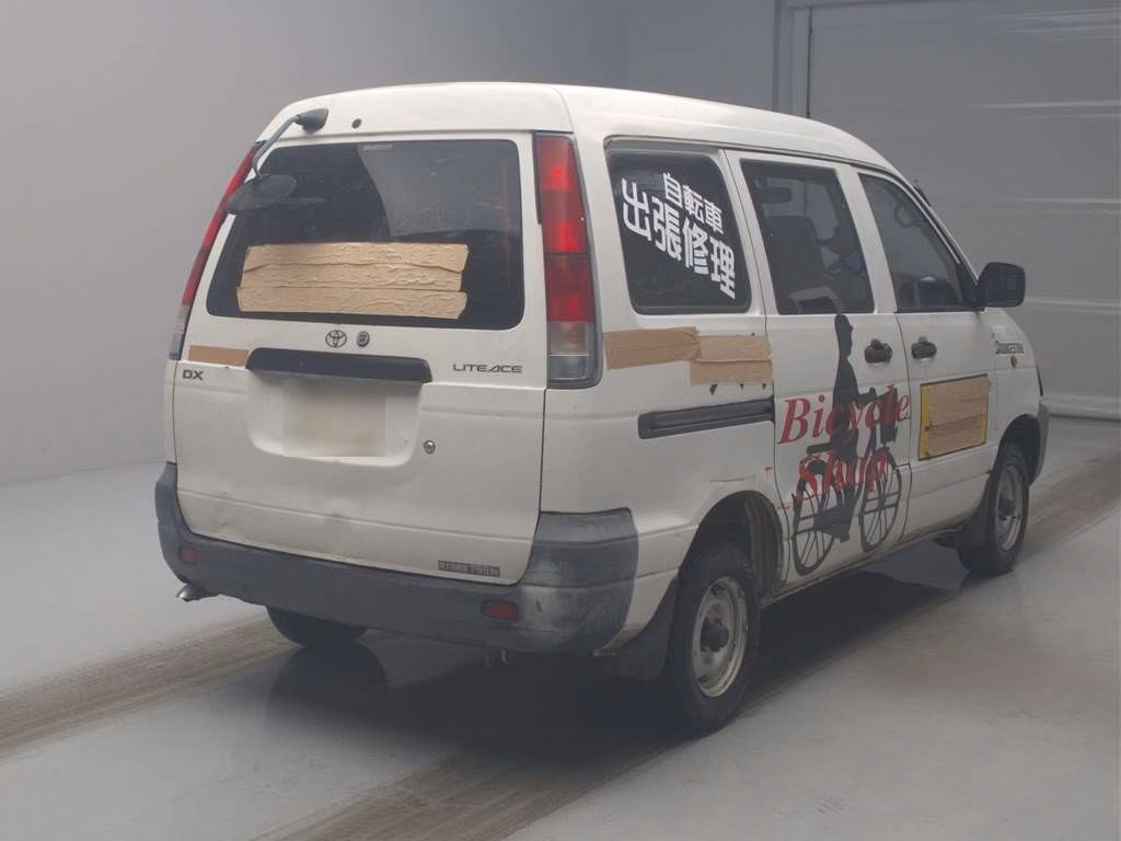 TOYOTA LITE ACE