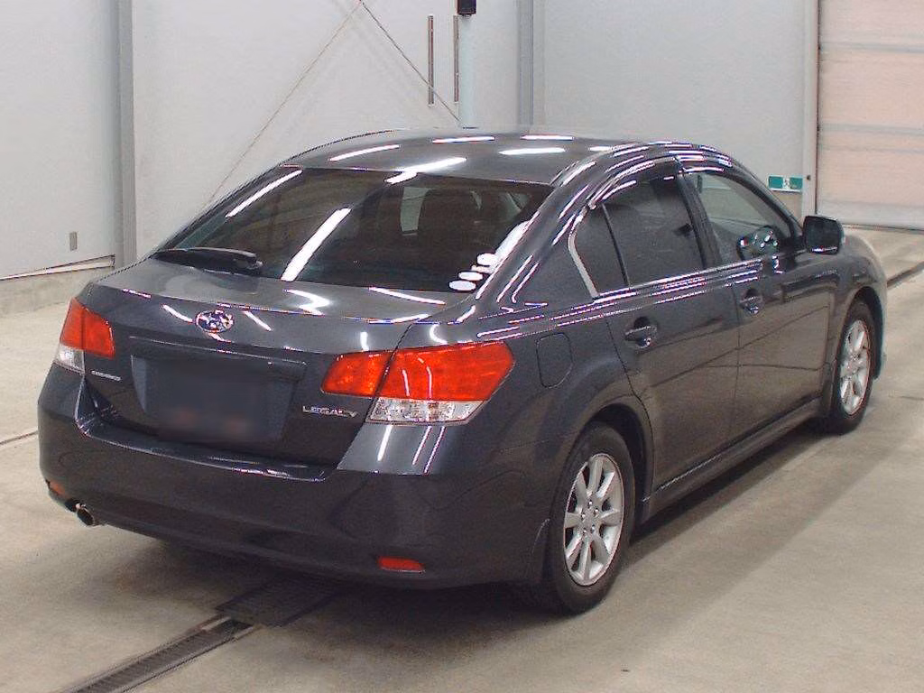 SUBARU LEGACY B4