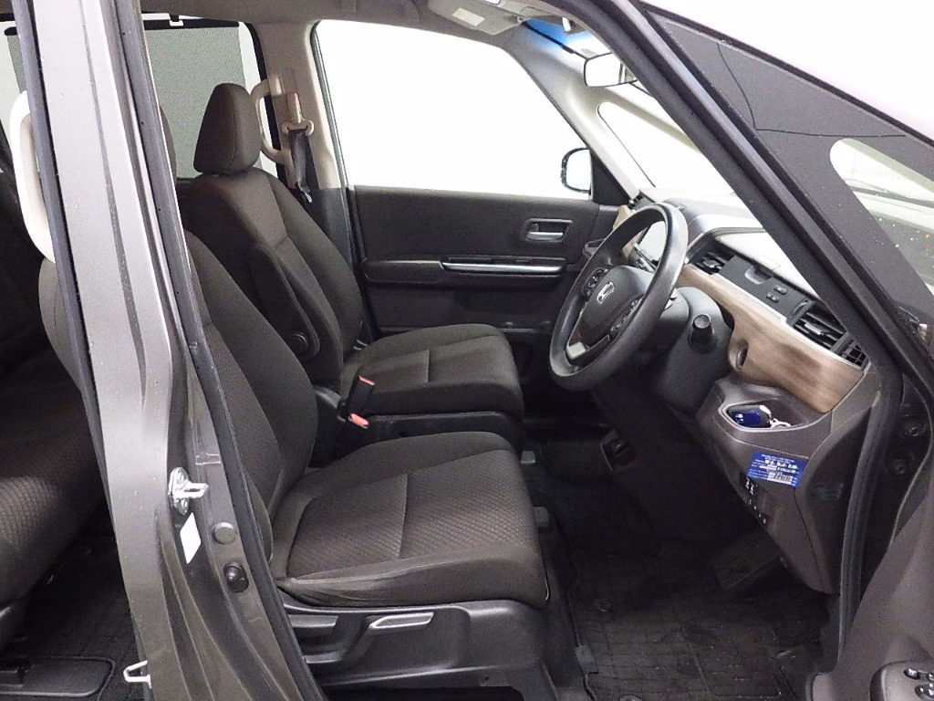 HONDA FREED+
