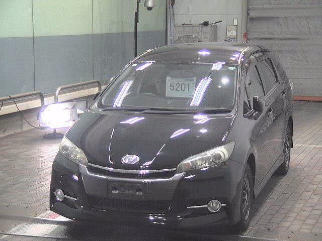 TOYOTA WISH