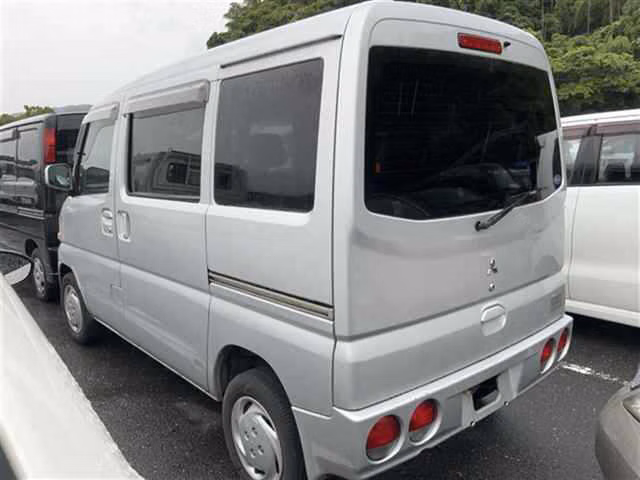MITSUBISHI TOWN BOX