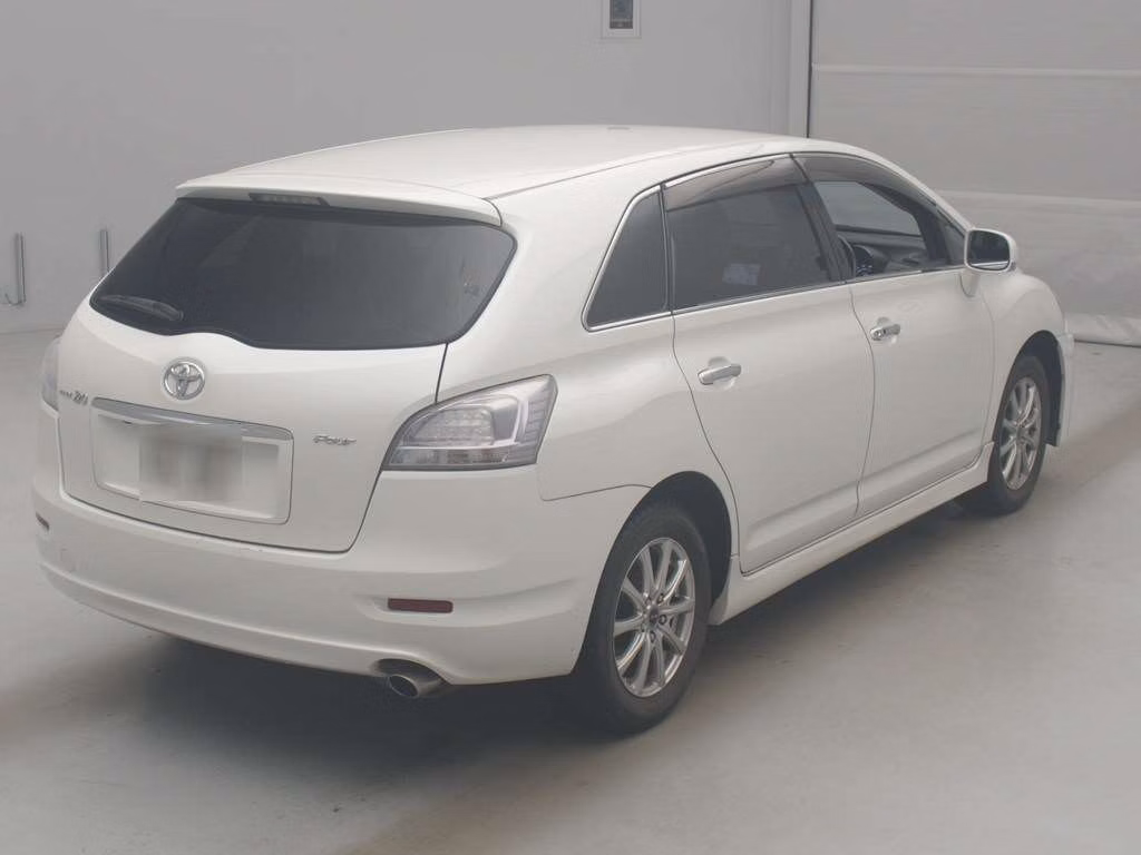 TOYOTA MARK X ZIO