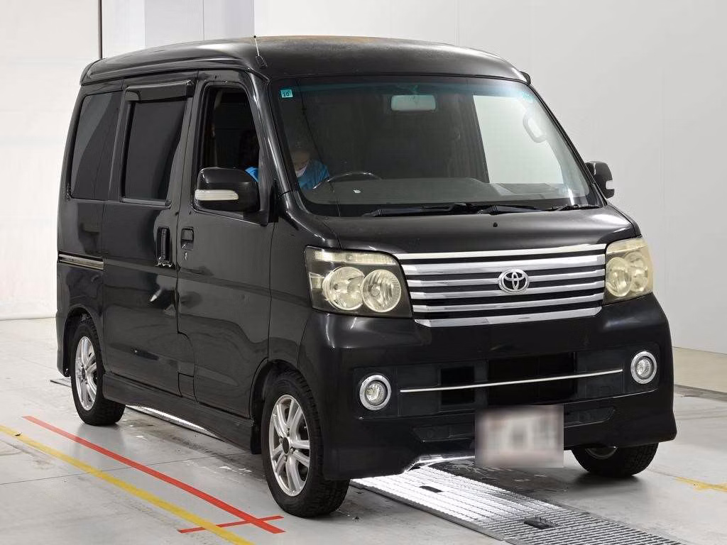 DAIHATSU ATRAI
