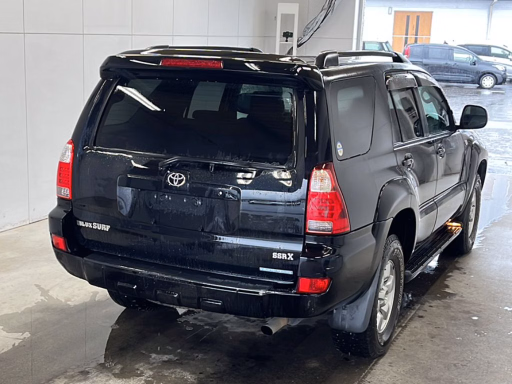 TOYOTA HILUX SURF