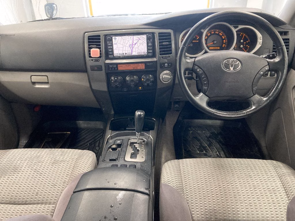 TOYOTA HILUX SURF