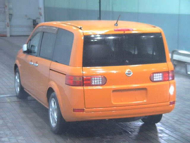 NISSAN LAFESTA