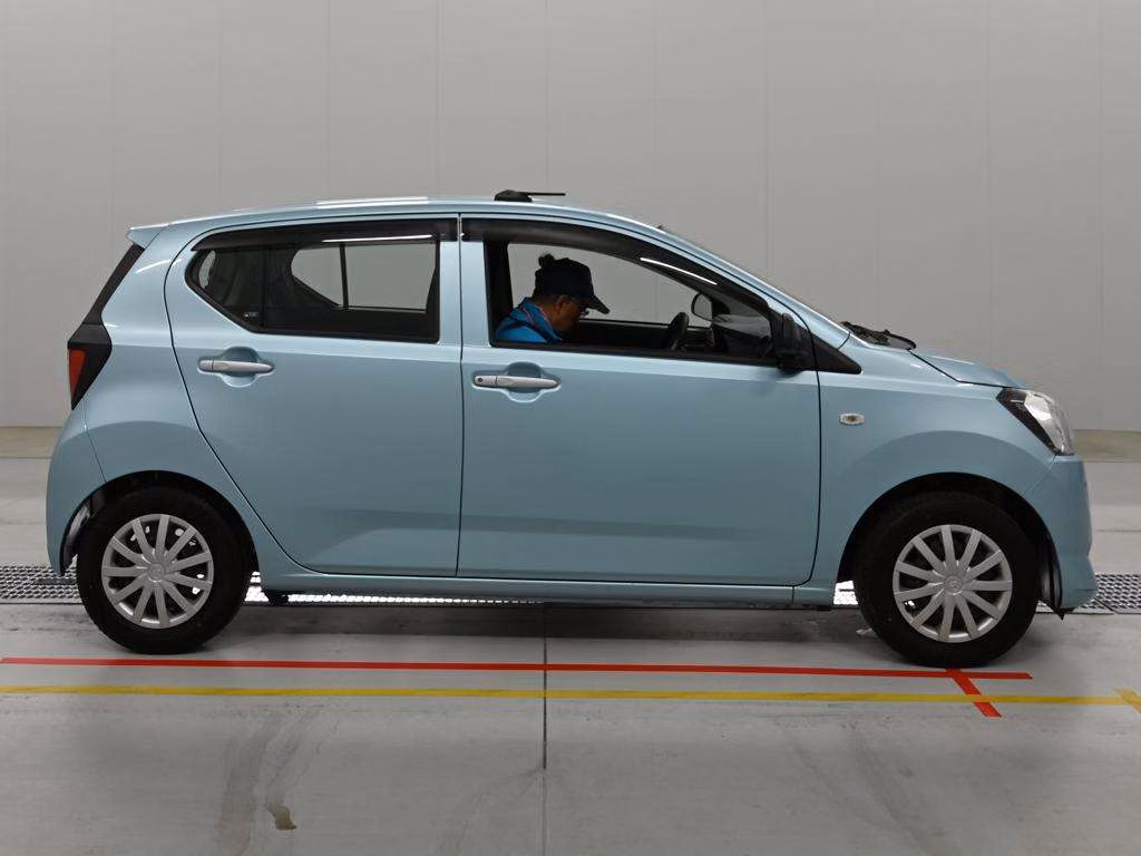 TOYOTA PIXIS EPOCH