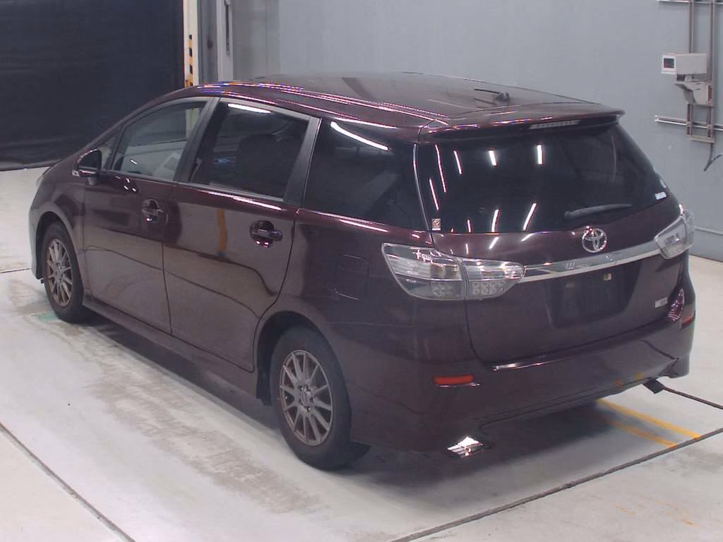 TOYOTA WISH