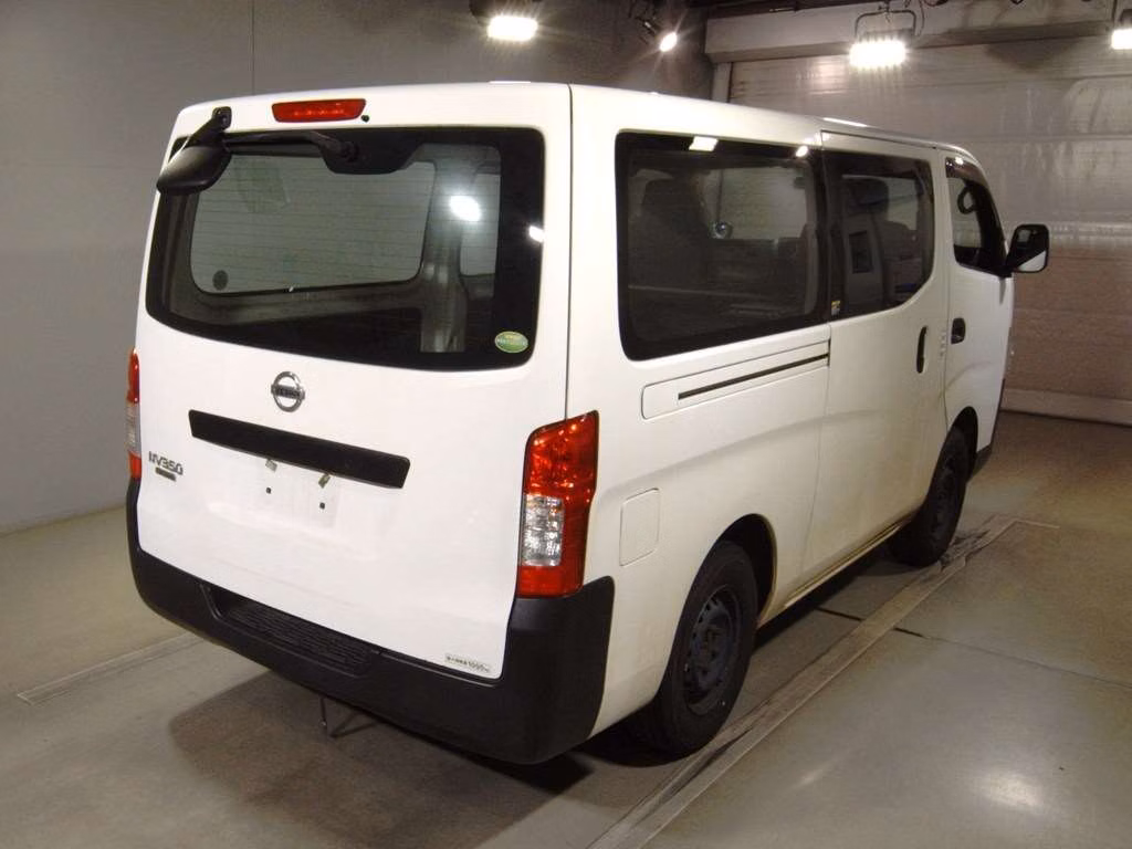NISSAN NV350 CARAVAN