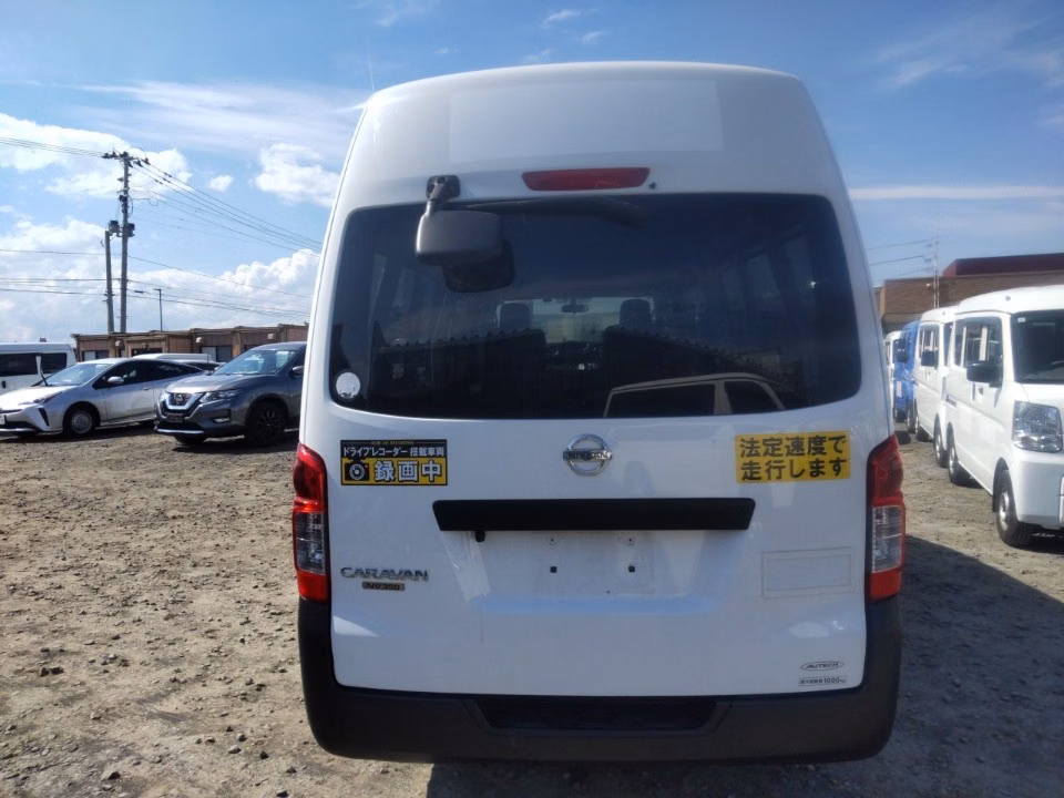 NISSAN NV350 CARAVAN