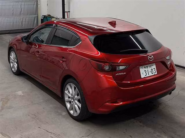 MAZDA AXELA