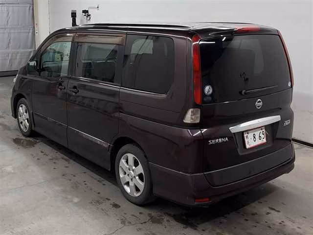 NISSAN SERENA