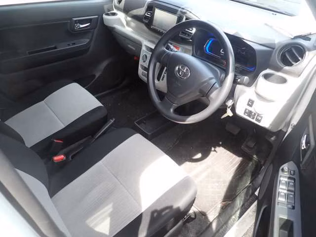 TOYOTA PIXIS EPOCH