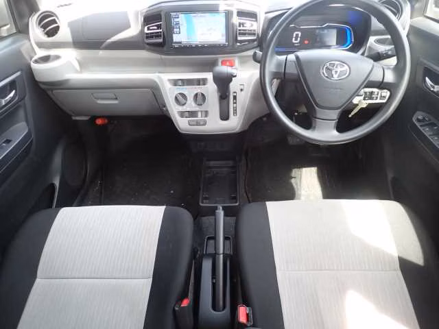 TOYOTA PIXIS EPOCH