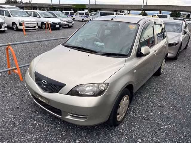 MAZDA DEMIO
