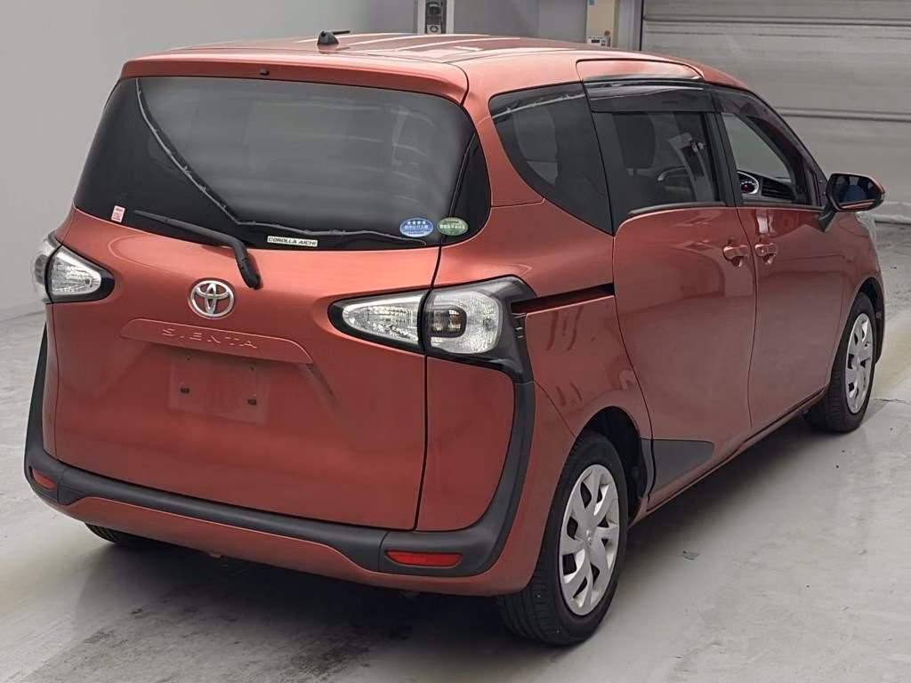 TOYOTA SIENTA
