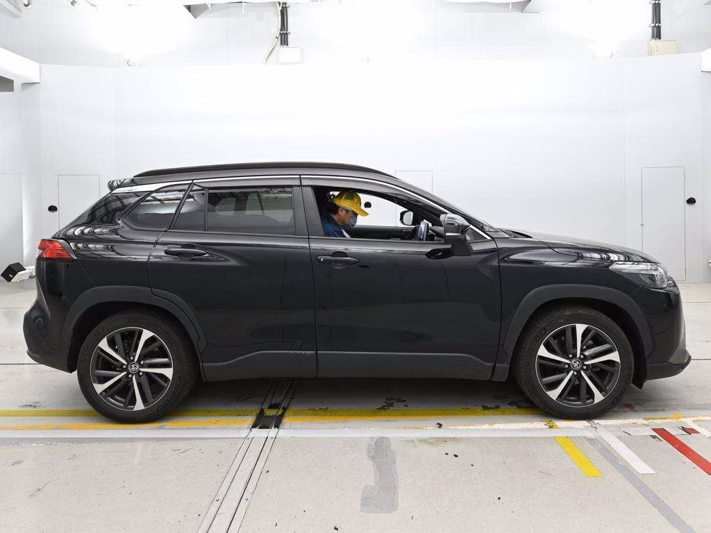 TOYOTA COROLLA CROSS