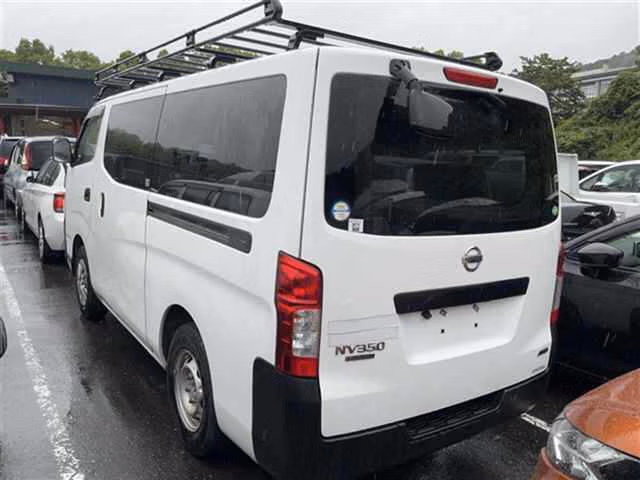 NISSAN NV350 CARAVAN