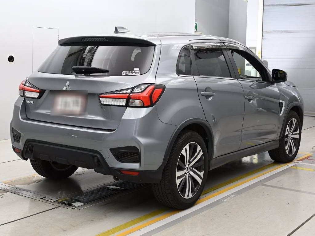 MITSUBISHI RVR