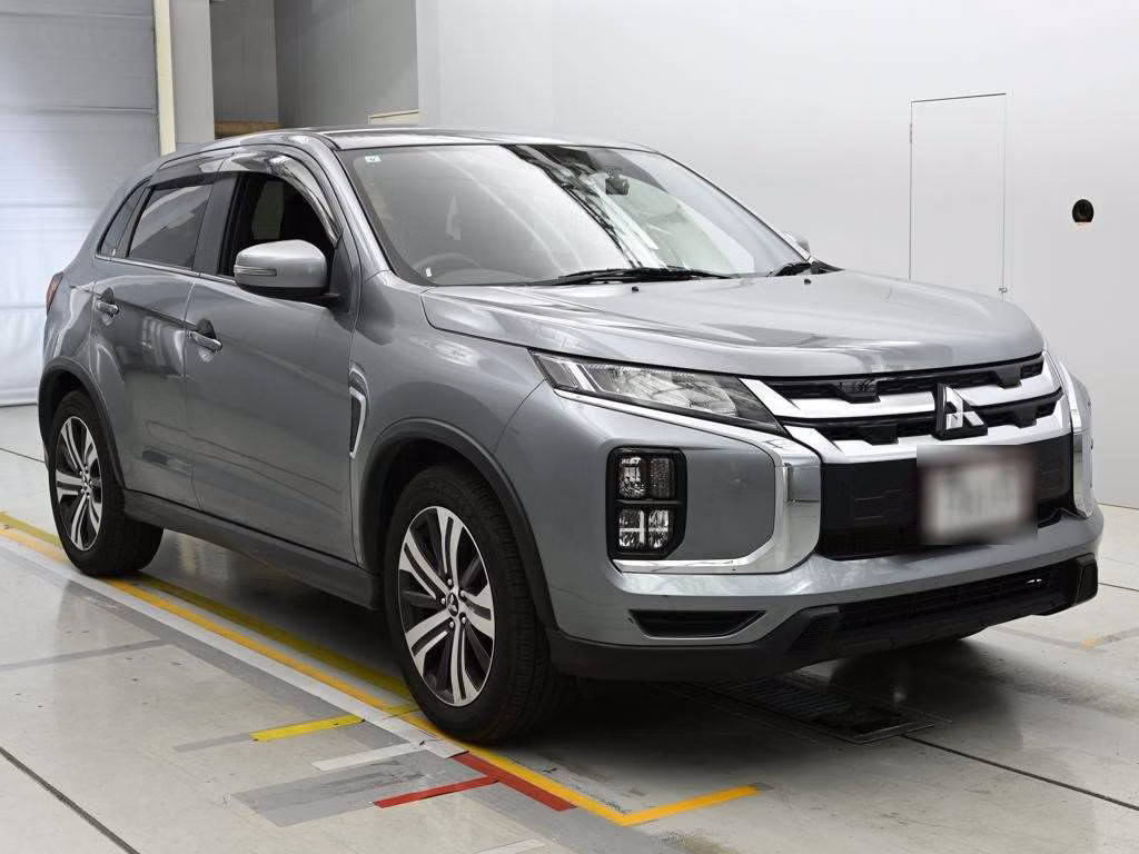 MITSUBISHI RVR