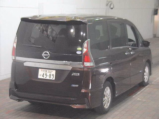 NISSAN SERENA