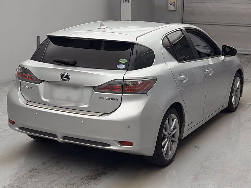 LEXUS CT200H