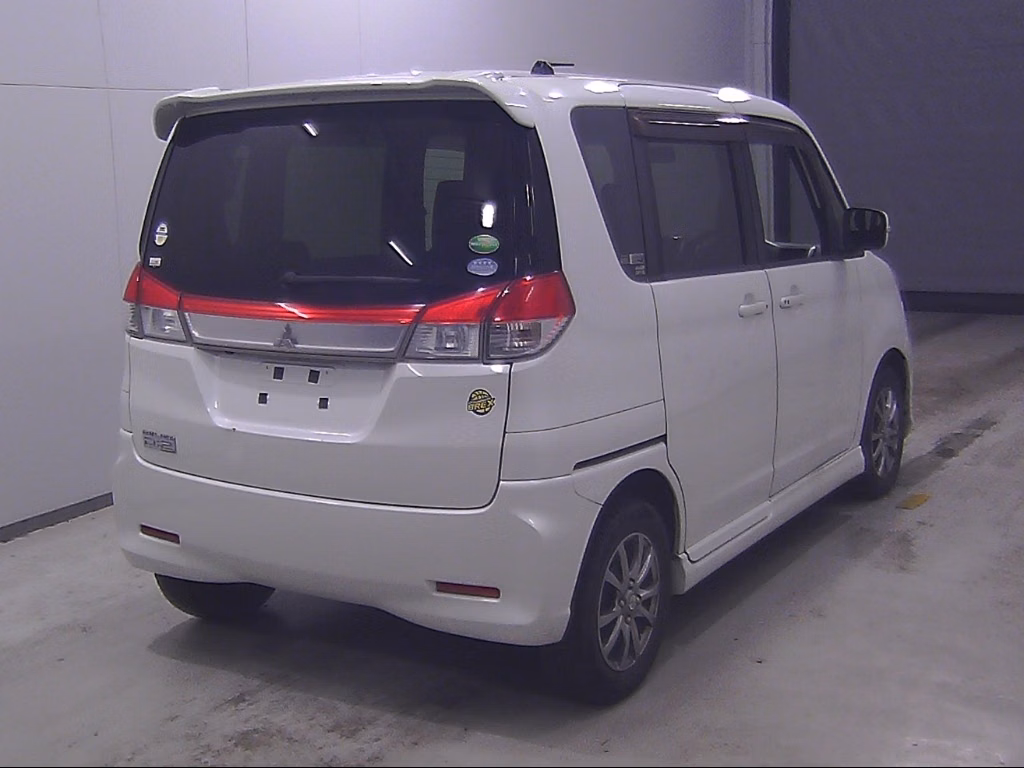 MITSUBISHI DELICA D:2