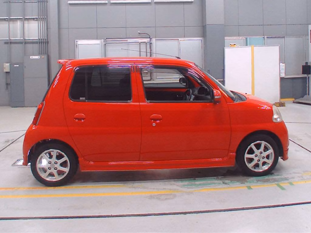 DAIHATSU ESSE