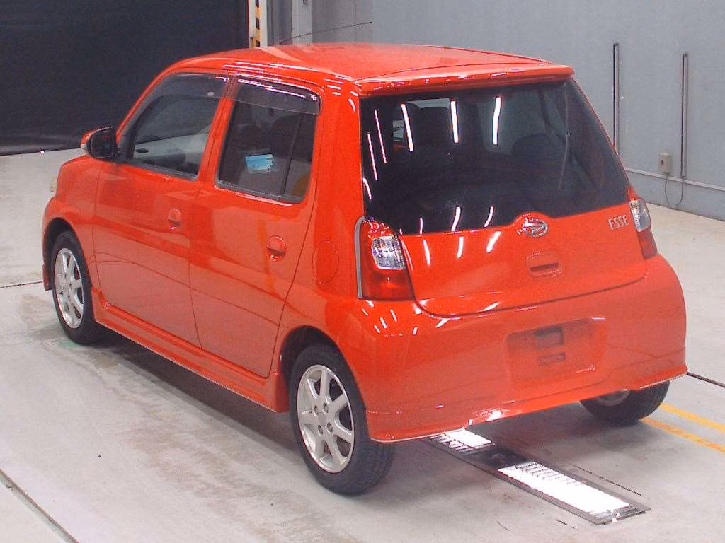 DAIHATSU ESSE