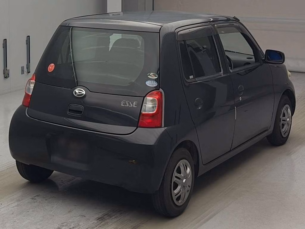 DAIHATSU ESSE