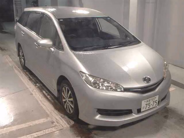 TOYOTA WISH