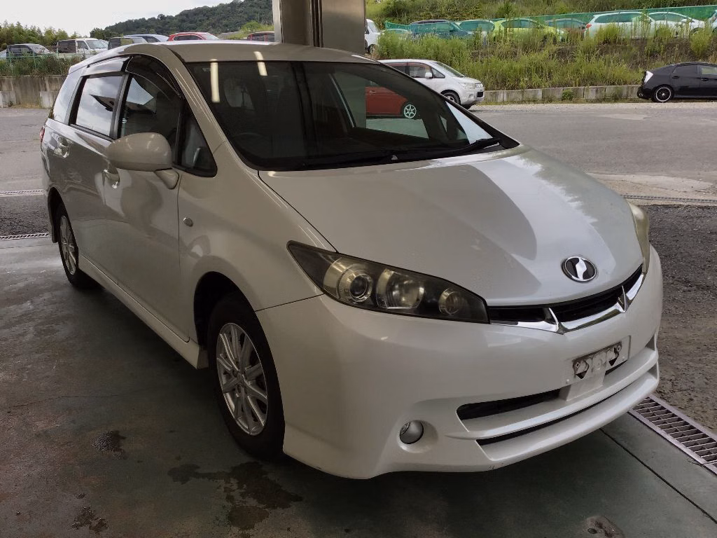TOYOTA WISH