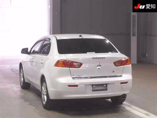 MITSUBISHI GALANT FORTIS