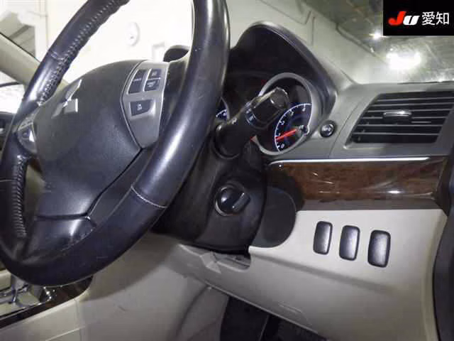 MITSUBISHI GALANT FORTIS