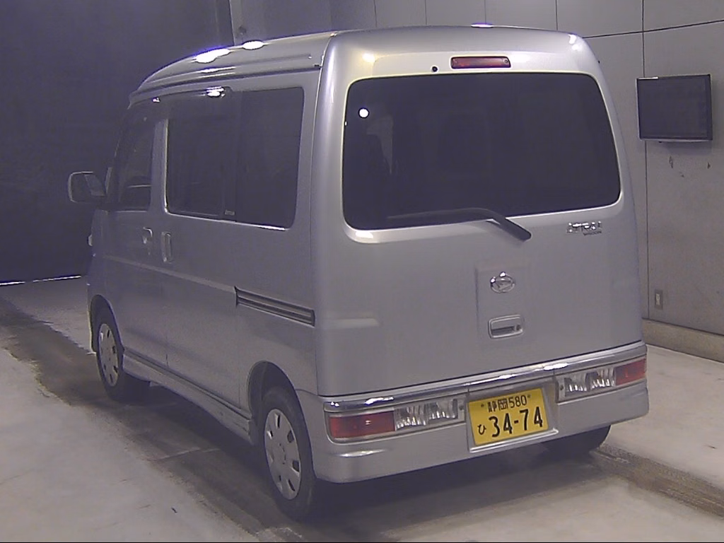 DAIHATSU ATRAI