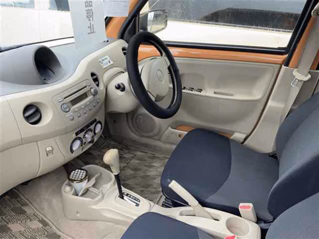 DAIHATSU ESSE